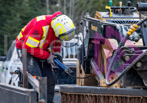 Greasing Skid Steer Greasing Skid Steer